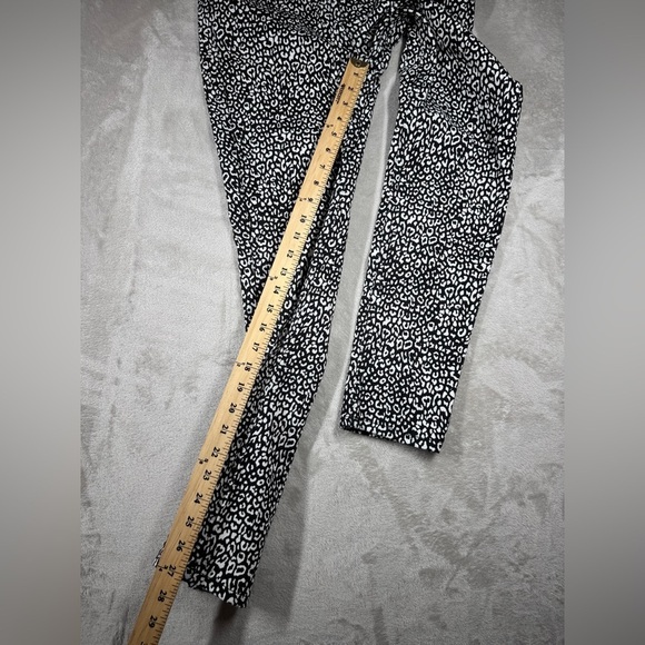 NWT The Kooples Leopard Cheetah Print Button Fly Black White Denim Jeans Size 28 - Picture 10 of 16